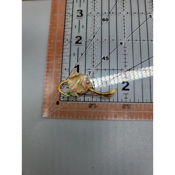 Joan Rivers 1980s Soft Pink Enamel Flower Brooch Swarovski Crystal Accent VTG - Picture 4 of 13